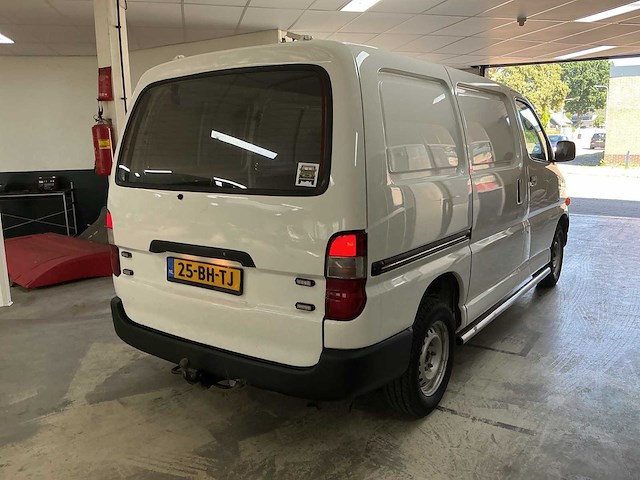 2003 toyota hiace 2.5 d4-d 90 bedrijfswagen - afbeelding 10 van  14