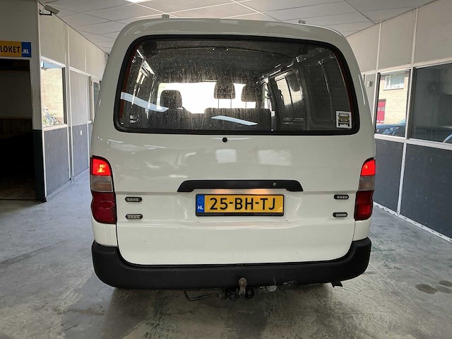 2003 toyota hiace 2.5 d4-d 90 bedrijfswagen - afbeelding 11 van  14