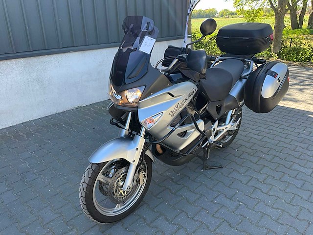 2003 varadero pgm-f1 xl1000v motorfiets - afbeelding 1 van  5