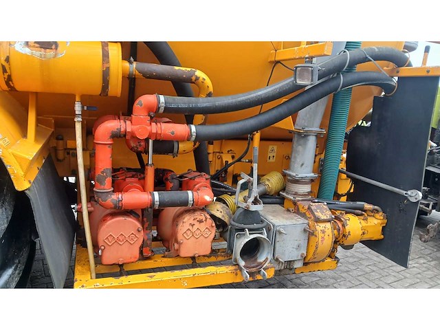 2003 veenhuis hdg 12500 mesttank met euroject 3500-8 40/48 bemester - afbeelding 11 van  26