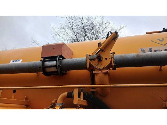 2003 veenhuis hdg 12500 mesttank met euroject 3500-8 40/48 bemester - afbeelding 17 van  26