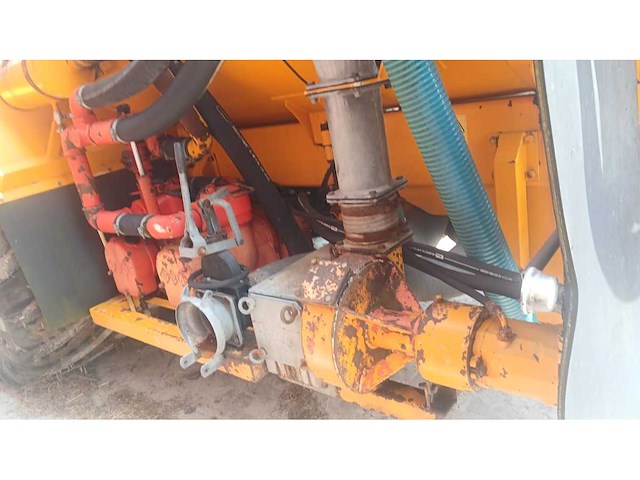 2003 veenhuis hdg 12500 mesttank met euroject 3500-8 40/48 bemester - afbeelding 6 van  26