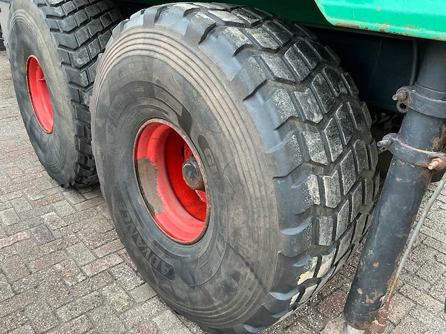 2003 veenhuis jvk 16000 kipper met autolaadkraan - afbeelding 8 van  47