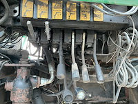 2003 veenhuis jvk 16000 kipper met autolaadkraan - afbeelding 15 van  47