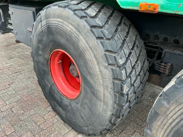 2003 veenhuis jvk 16000 kipper met autolaadkraan - afbeelding 8 van  33