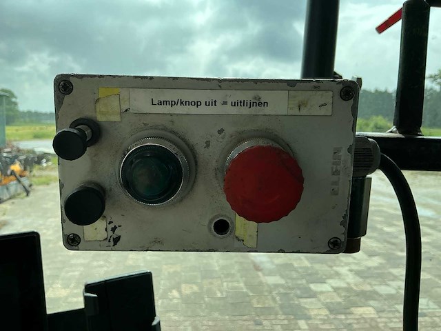 2003 veenhuis jvk 16000 kipper met autolaadkraan - afbeelding 26 van  33
