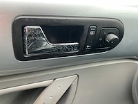 2003 volkswagen new beetle 2.0 cabriolet - afbeelding 7 van  37