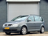 2003 volkswagen touran 7 persoons 1.6-16v fsi personenauto - afbeelding 1 van  15