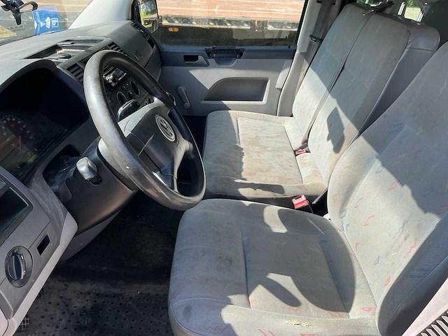 2003 volkswagen transporter kombi 1.9 tdi 300 comf.l. personenauto 9 zitplaatsen - afbeelding 11 van  32