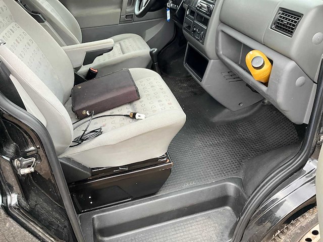 2003 volkswagen transporter tdi camper - afbeelding 38 van  52