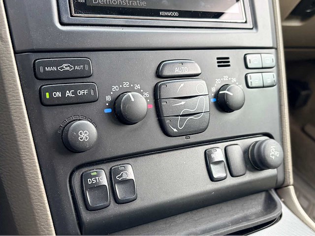 2003 volvo xc90 2.5 7-persoons automaat personenauto - afbeelding 4 van  14