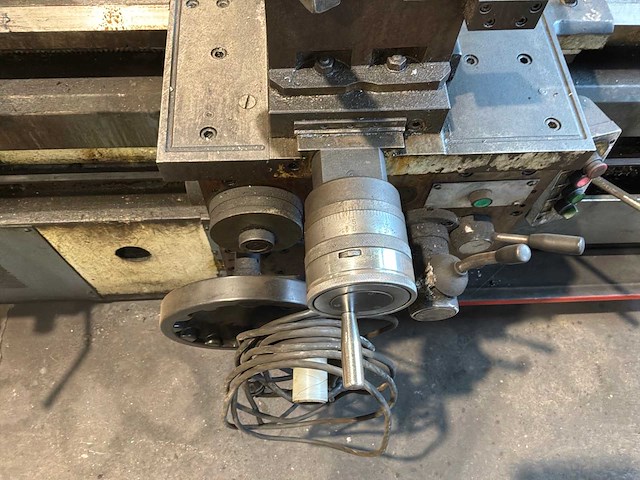 2003 zmm-bulgaria c11msm103 universele draaibank - afbeelding 11 van  12