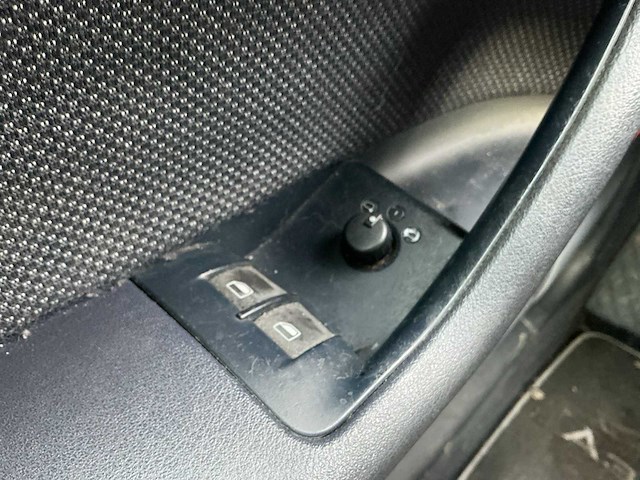 2004 - audi - a3 - 1.6 ambiente - personenauto - afbeelding 2 van  12