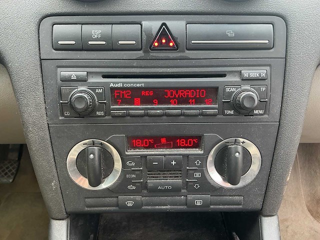 2004 - audi - a3 - 1.6 ambiente - personenauto - afbeelding 9 van  10