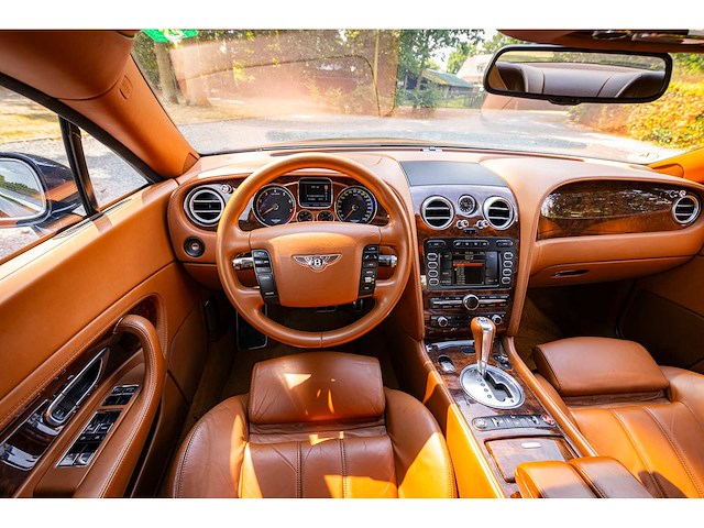 2004 - bentley continental gt w12 - afbeelding 43 van  51