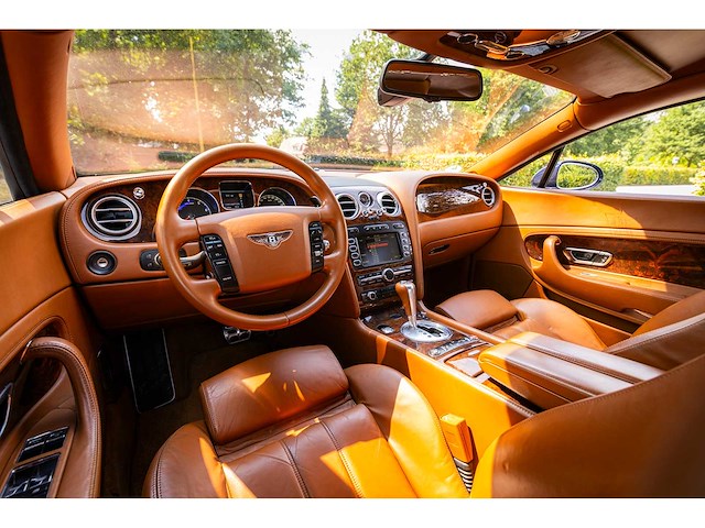 2004 - bentley continental gt w12 - afbeelding 44 van  51
