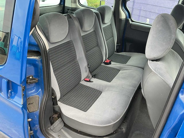 2004 - citroen - berlingo - 1.6i multis.pet.par. - personenauto - afbeelding 7 van  11