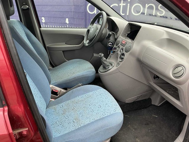 2004 - fiat - panda - 1.1 active plus - personenauto - afbeelding 6 van  9