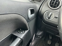 2004 - ford - fiesta - 1.4-16v ghia - personenauto - afbeelding 11 van  12