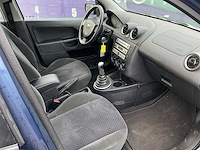 2004 - ford - fiesta - 1.4-16v ghia - personenauto - afbeelding 5 van  12