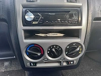 2004 - hyundai - getz - 1.3i gls sky - 32-nt-rn - afbeelding 2 van  15