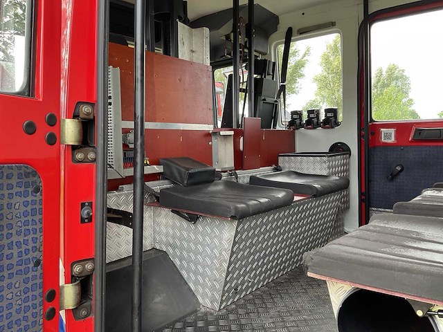 2004 - man - l82 4x2 - brandweerwagen - afbeelding 9 van  29