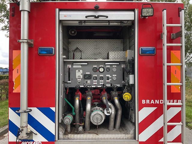 2004 - man - l82 4x2 - brandweerwagen - afbeelding 13 van  29