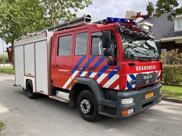 2004 - man - l82 4x2 - brandweerwagen - afbeelding 12 van  29