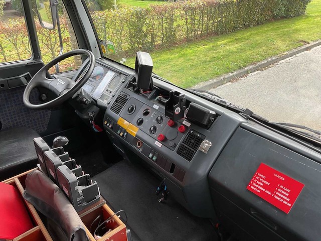 2004 - man - l82 4x2 - brandweerwagen - afbeelding 29 van  29