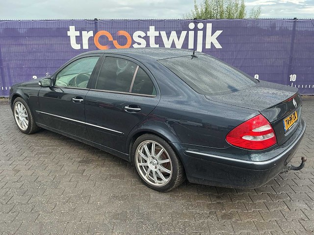 2004 - mercedes-benz - e-klasse - 240 elegance - personenauto - afbeelding 5 van  11