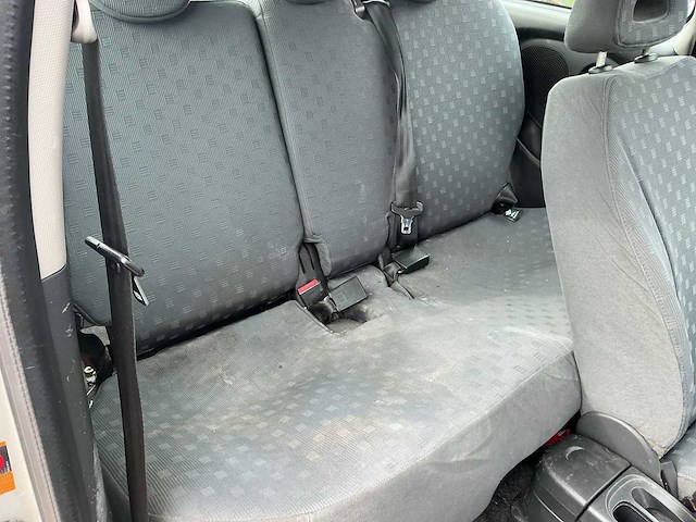 2004 - nissan - micra - 1.2 visia - personenauto - afbeelding 9 van  12