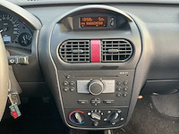 2004 - opel - corsa - 1.2-16v rhythm - personenauto - afbeelding 8 van  12