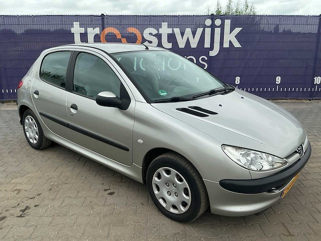 2004 - peugeot - 206 - 1.4 x-line - personenauto - afbeelding 4 van  11
