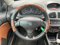 2004 - peugeot - 206 cc - 2.0-16v roland g. - personenauto - afbeelding 2 van  12