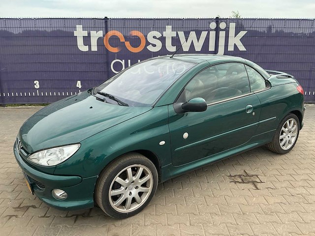 2004 - peugeot - 206 cc - 2.0-16v roland g. - personenauto - afbeelding 1 van  12