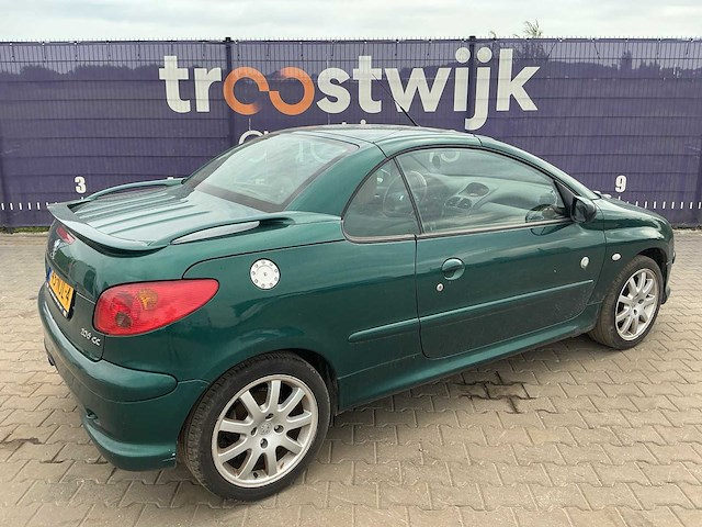2004 - peugeot - 206 cc - 2.0-16v roland g. - personenauto - afbeelding 8 van  12