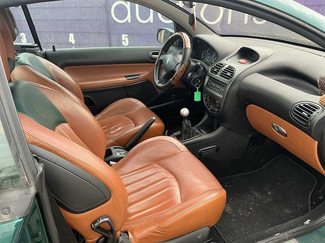 2004 - peugeot - 206 cc - 2.0-16v roland g. - personenauto - afbeelding 9 van  12