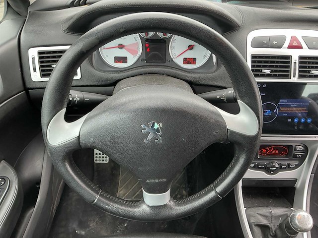 2004 - peugeot - 307 cc - 2.0-16v - personenauto - afbeelding 8 van  10