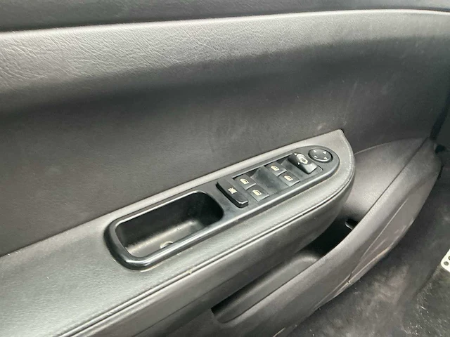 2004 - peugeot - 307 cc - 2.0-16v - personenauto - afbeelding 2 van  12