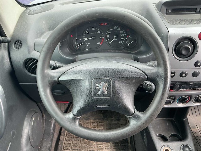 2004 - peugeot - partner - 170c 2.0 hdi avant. - bedrijfswagen - afbeelding 2 van  11