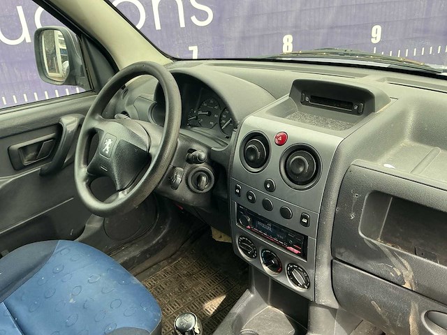 2004 - peugeot - partner - 170c 2.0 hdi avant. - bedrijfswagen - afbeelding 9 van  11