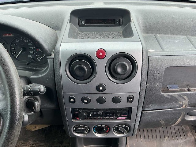2004 - peugeot - partner - 170c 2.0 hdi avant. - bedrijfswagen - afbeelding 10 van  11