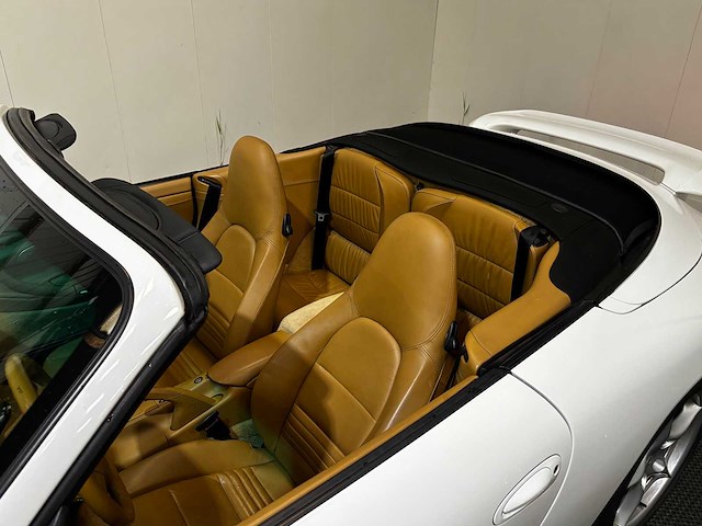2004 - porsche - 911 cabrio - 3.6 carrera - car - afbeelding 23 van  23