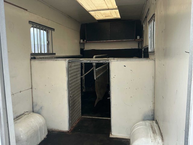 2004 - renault - master - bedrijfswagen/paardenwagen - afbeelding 17 van  17