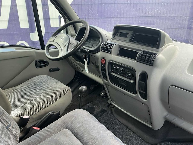 2004 - renault - master - bedrijfswagen/paardenwagen - afbeelding 4 van  17