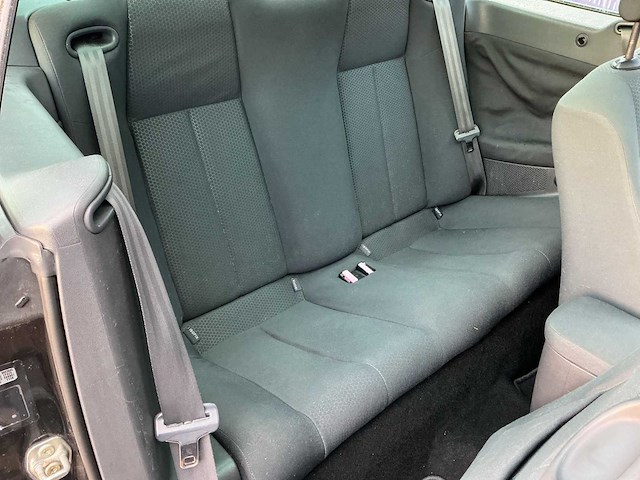 2004 - renault - mégane coupé-cabriolet - 2.0-16v dynam.luxe - personenauto - afbeelding 6 van  9