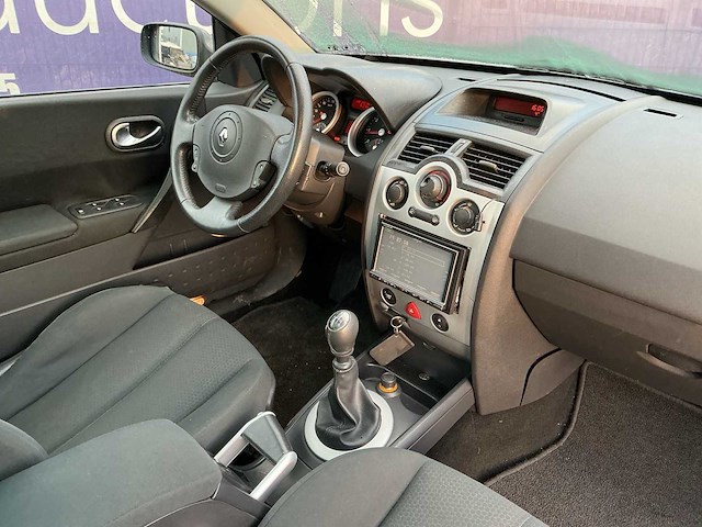 2004 - renault - mégane coupé-cabriolet - 2.0-16v dynam.luxe - personenauto - afbeelding 12 van  13