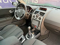 2004 - renault - mégane coupé-cabriolet - 2.0-16v dynam.luxe - personenauto - afbeelding 12 van  13