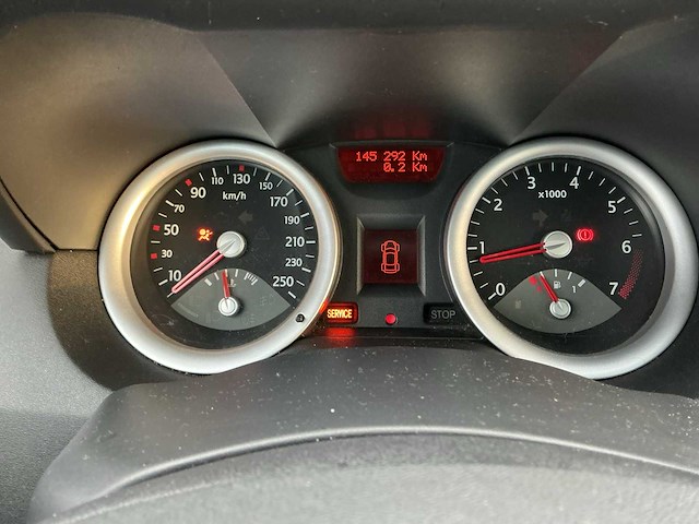 2004 - renault - mégane coupé-cabriolet - 2.0-16v dynam.luxe - personenauto - afbeelding 4 van  13