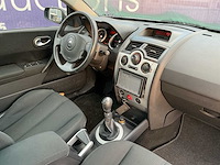 2004 - renault - mégane coupé-cabriolet - 2.0-16v dynam.luxe - personenauto - afbeelding 12 van  13